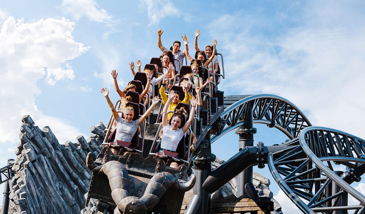 phantasialand attraktionen taron 07 1210x712